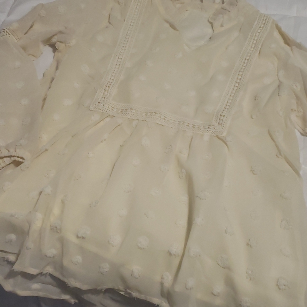 ๐1 L left New boutique polka dot top - Picture 11 of 14